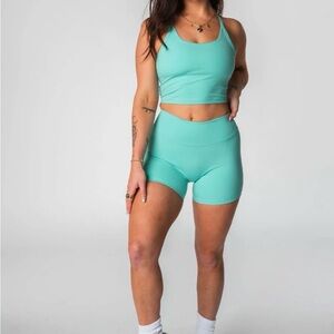 Weylyn sea glass workout set